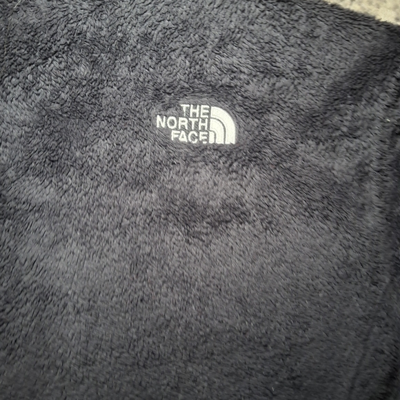 The North Face Women’s Black Full-Zip Fleece Jacket - Picture 8 of 8